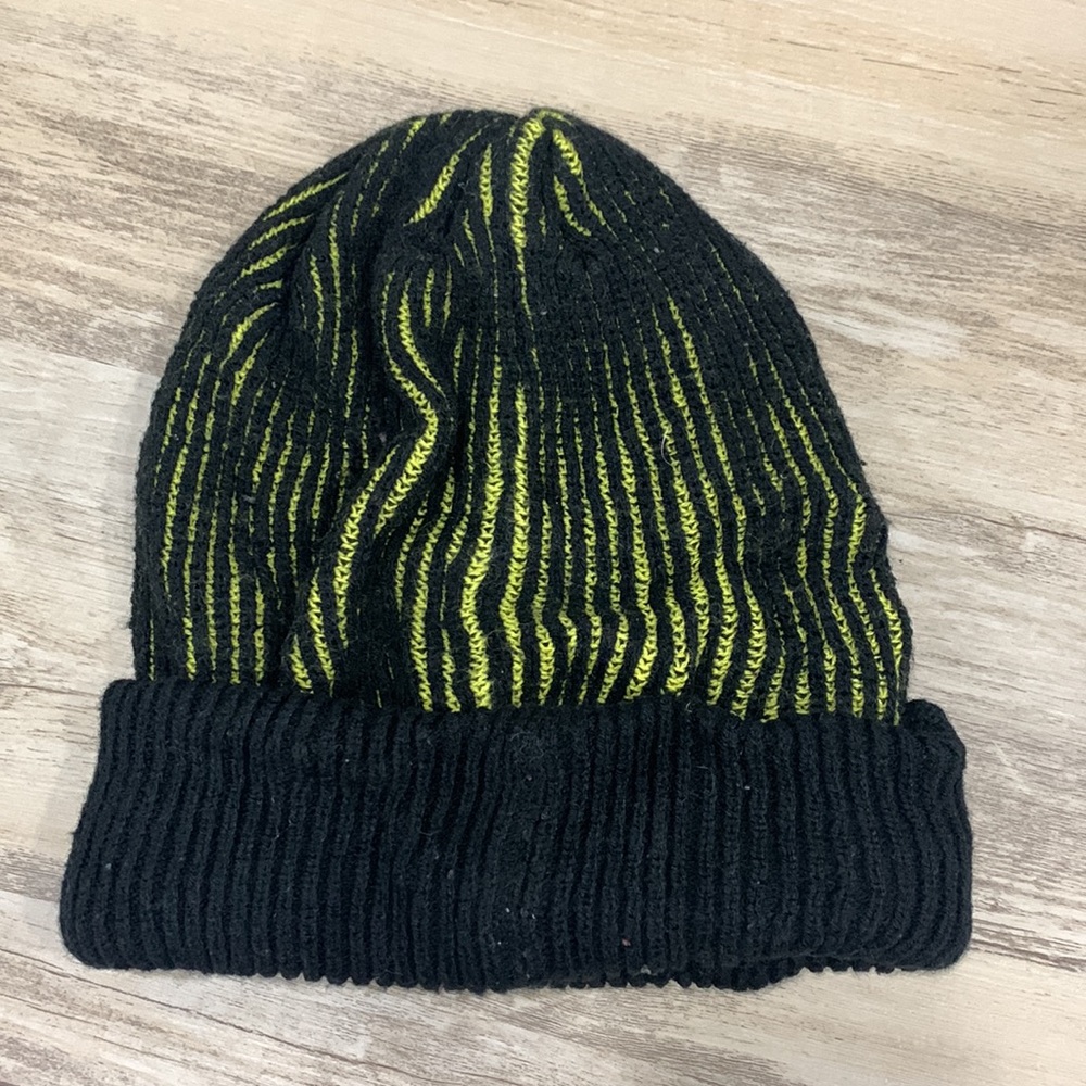 U.S. ARMY Yellow and Black Winter Stocking Hat - Picture 3 of 3